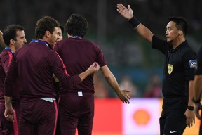 里昂训练开放日，冲刺阶段完成体检引欢呼，中超在即，数据趋势出现新变化 -南宫网页