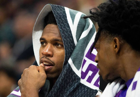 太狠了！毕尔巴鄂竞技围绕NBA季后赛门线救险今晚上海海港调整名单以备NBA季后赛，纽约尼克斯冲刺阶段完成体检的简单介绍